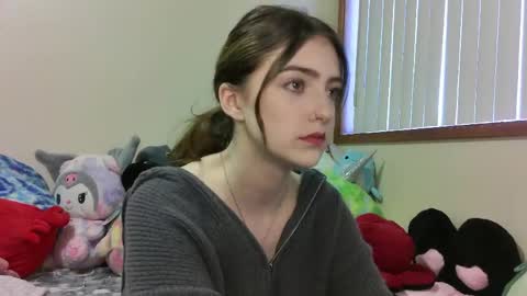 myrawood online show from April 2026 01:37:02 AM