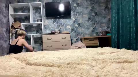 myrtiekirsten online show from November 2025 05:06:02 PM