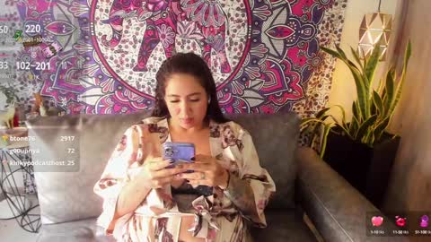 S A R A online show from January 2025 08:04:01 PM