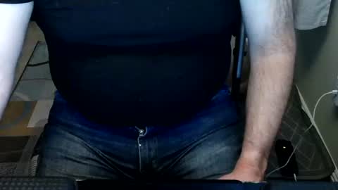 Just hanging out - No pressure online show from April 2026 01:52:02 AM