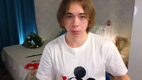 Mickey online show from December 2024 09:43:02 PM