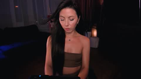 Snapshot of mysstica chatting on November 2025 12:10:02 AM Maria online show from November 2025 12:10:02 AM