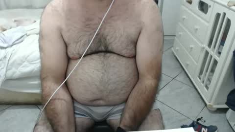 Snapshot of mysterbearmg chatting on November 2025 01:37:01 AM mysterbearmg online show from November 2025 01:37:01 AM