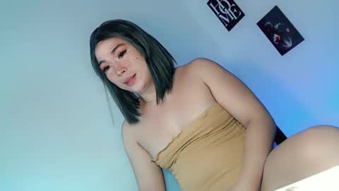 Snapshot of mysterious_kim chatting on May 2026 02:40:01 AM kimmy online show from May 2026 02:40:01 AM