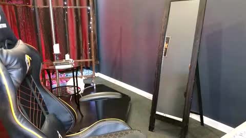 mystery_mary online show from November 2025 10:48:02 AM