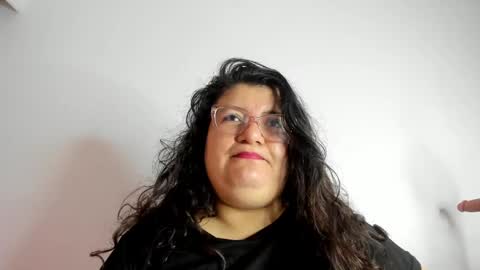 Snapshot of mystery_psique chatting on May 2026 03:05:01 PM mystery_psique online show from May 2026 03:05:01 PM