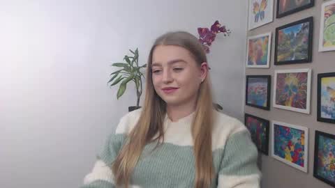 Erica online show from December 2024 04:17:01 PM