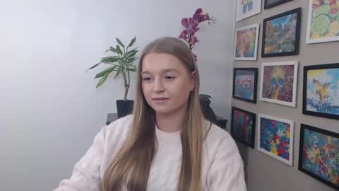 Erica online show from December 2024 04:19:01 PM