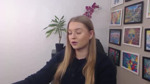 Erica online show from January 2025 09:33:02 AM