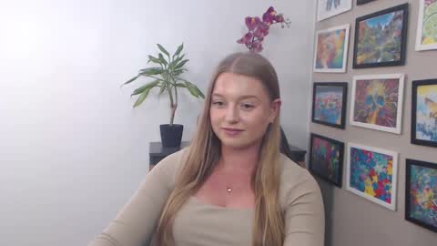 Erica online show from February 2025 01:59:02 PM