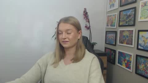 Erica online show from November 2025 08:35:02 AM