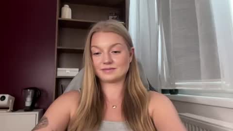 Snapshot of mysteryericax chatting on July 2026 12:40:02 PM Erica online show from July 2026 12:40:02 PM