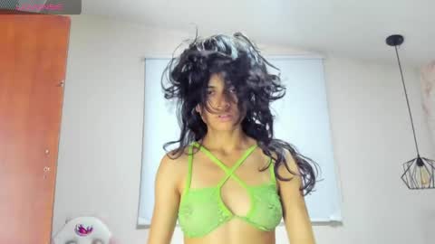 mystical_meteor online show from May 2026 07:11:01 PM