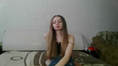 Anika online show from November 2025 10:49:02 AM