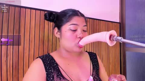 mysti online show from September 2025 12:09:02 PM