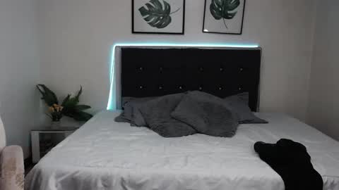 Mystic  online show from February 2025 01:47:01 AM