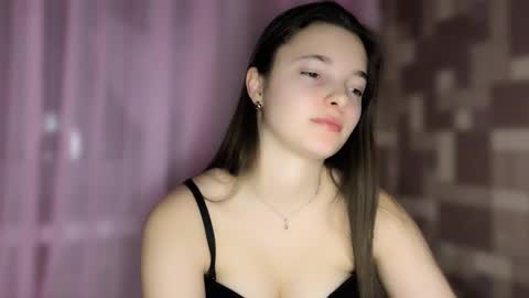 Snapshot of mysticrose_ chatting on February 2026 04:16:02 PM Leya online show from February 2026 04:16:02 PM