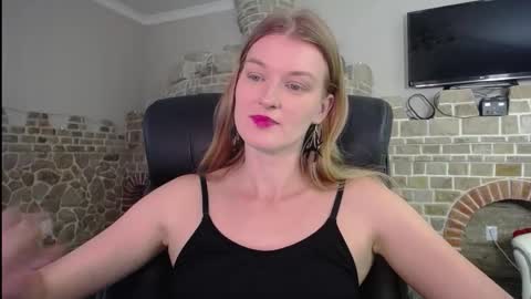 mysticvenus_ online show from September 2025 01:47:02 PM