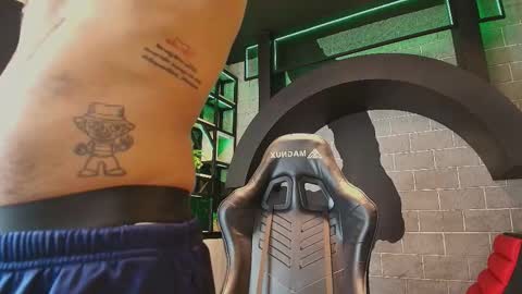 mystrongsubmissive online show from November 2025 02:12:02 PM