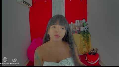   IG belladanielab online show from September 2025 06:51:02 AM