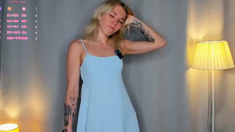 Snapshot of myviolet_rush chatting on June 2026 07:07:02 PM Olivia or just olive online show from June 2026 07:07:02 PM