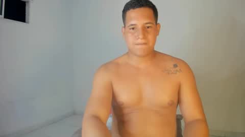 Snapshot of mz_david chatting on November 2025 12:43:02 AM mz_david online show from November 2025 12:43:02 AM