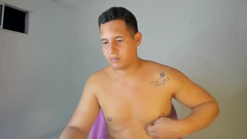 Snapshot of mz_david chatting on November 2025 12:02:01 AM mz_david online show from November 2025 12:02:01 AM