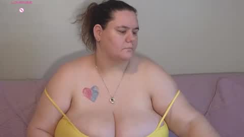 Mzjuicybootay online show from September 2025 12:48:01 PM