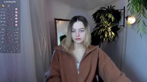 Eva  online show from February 2025 03:39:02 AM