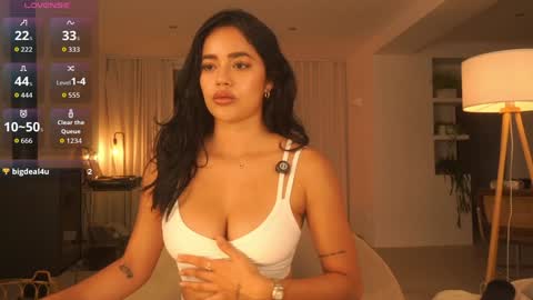 Nova online show from October 2025 06:42:01 PM