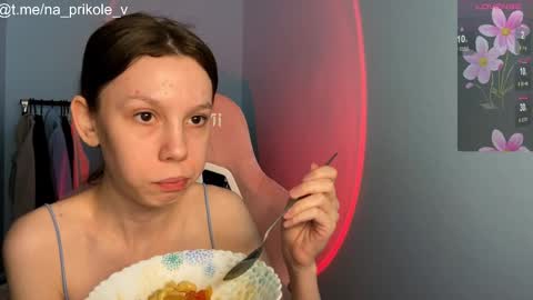 Vanessa and Julia  online show from September 2025 06:41:02 PM