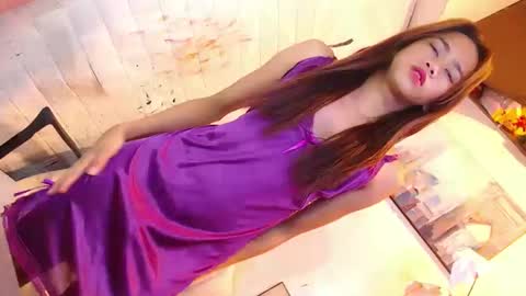 yannah online show from February 2025 12:06:01 PM