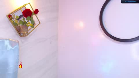 naamah_b online show from February 2025 05:16:01 PM