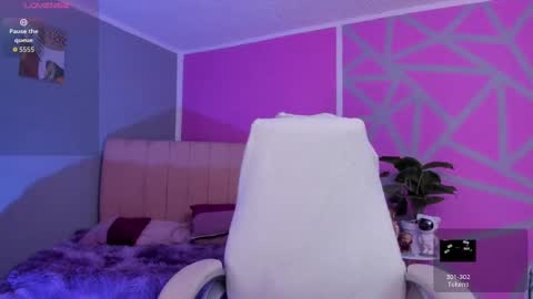 anny online show from September 2025 07:19:02 PM