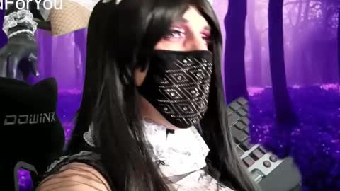 Snapshot of nackedforyou chatting on January 2025 02:14:02 AM NackedForYou online show from January 2025 02:14:02 AM