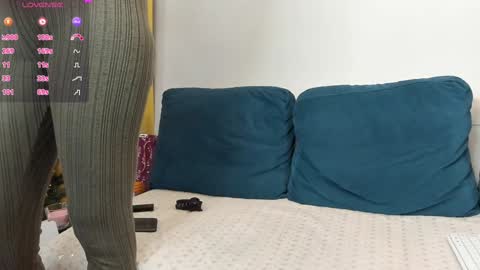 Nadia online show from December 2024 06:41:02 PM