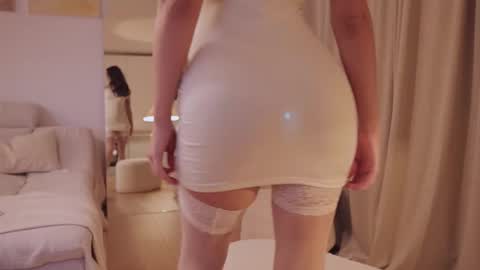 Nadia online show from September 2025 06:13:02 PM