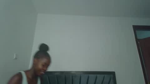 nadia_lisse online show from November 2025 08:25:02 AM