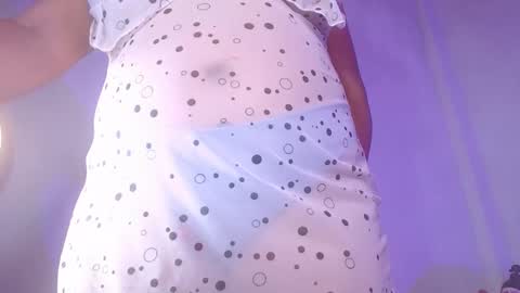 Snapshot of nadiawhite_ chatting on January 2026 09:24:02 AM Nadia online show from January 2026 09:24:02 AM