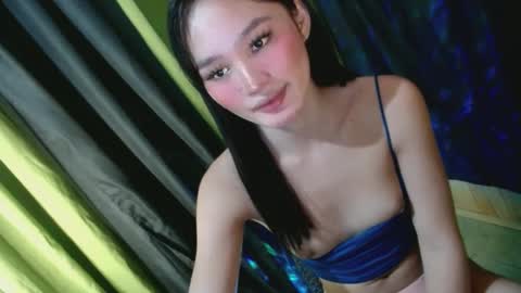 nadiestar online show from January 2025 04:30:02 AM