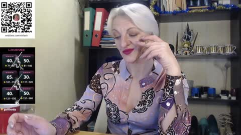 Snapshot of nadin_slut chatting on December 2024 03:55:01 PM Nadin online show from December 2024 03:55:01 PM