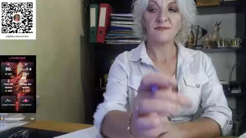 Snapshot of nadin_slut chatting on October 2025 02:25:01 PM Nadin online show from October 2025 02:25:01 PM