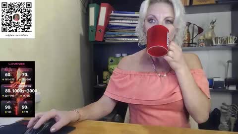 Snapshot of nadin_slut chatting on October 2025 07:01:02 PM Nadin online show from October 2025 07:01:02 PM
