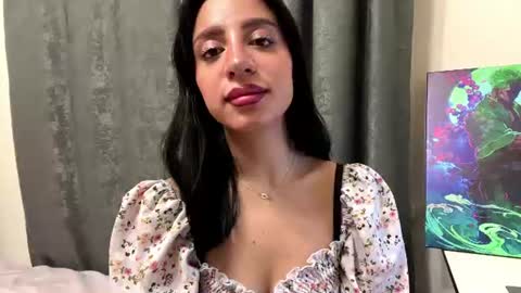 Snapshot of nadinevanni chatting on August 2026 04:17:02 PM Leya online show from August 2026 04:17:02 PM