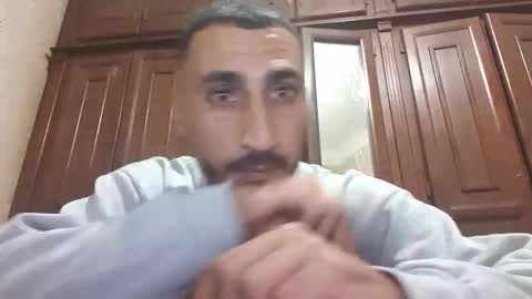 V online show from November 2025 04:44:01 PM