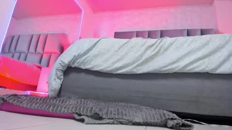 Snapshot of naeniademon_ chatting on February 2026 06:26:01 AM Naenia online show from February 2026 06:26:01 AM