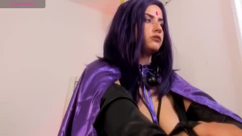 naharakamado__ online show from November 2025 02:05:04 PM