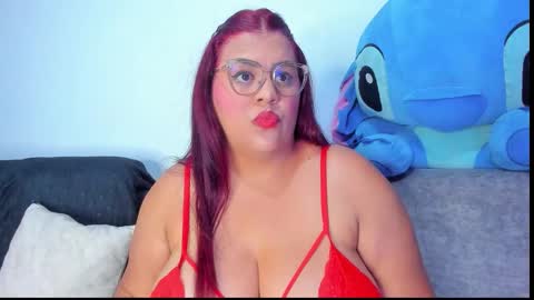 nahiaa233 online show from October 2025 09:52:02 AM