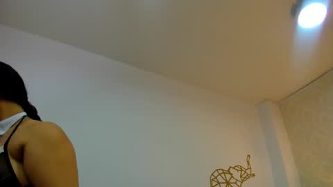 Snapshot of nahiamonet chatting on November 2025 11:35:01 AM Nahia online show from November 2025 11:35:01 AM