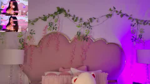 NahiaraReina  online show from March 2026 01:38:02 PM